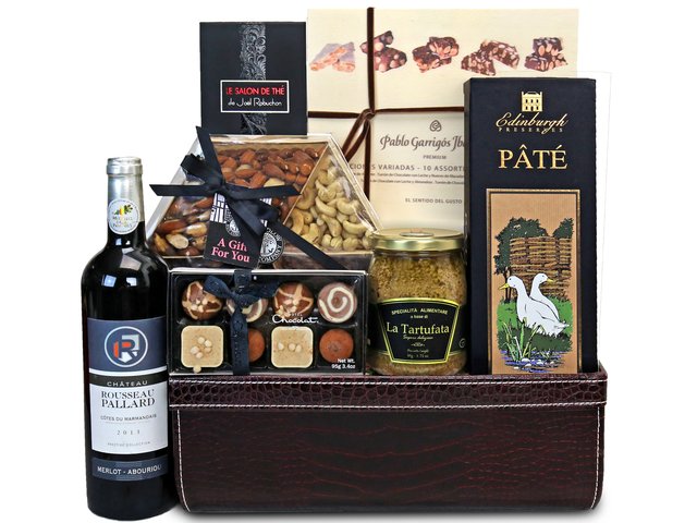 Wine n Food Hamper - Wine Food Hamper Y3 - HR0609A6 Photo